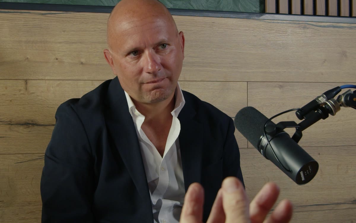Bruno Palazzolo, expert en prise de parole, au micro